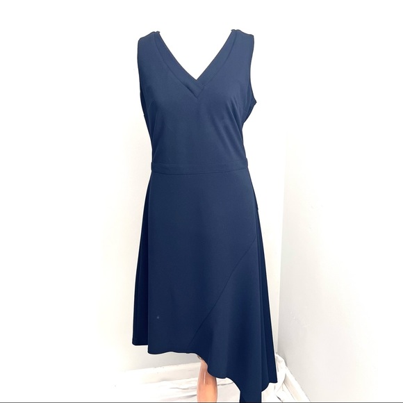 Donna Karan Dresses & Skirts - NWT Donna Karan Navy dress